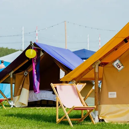 Luxe tent Eurovision Camping Rotterdam *